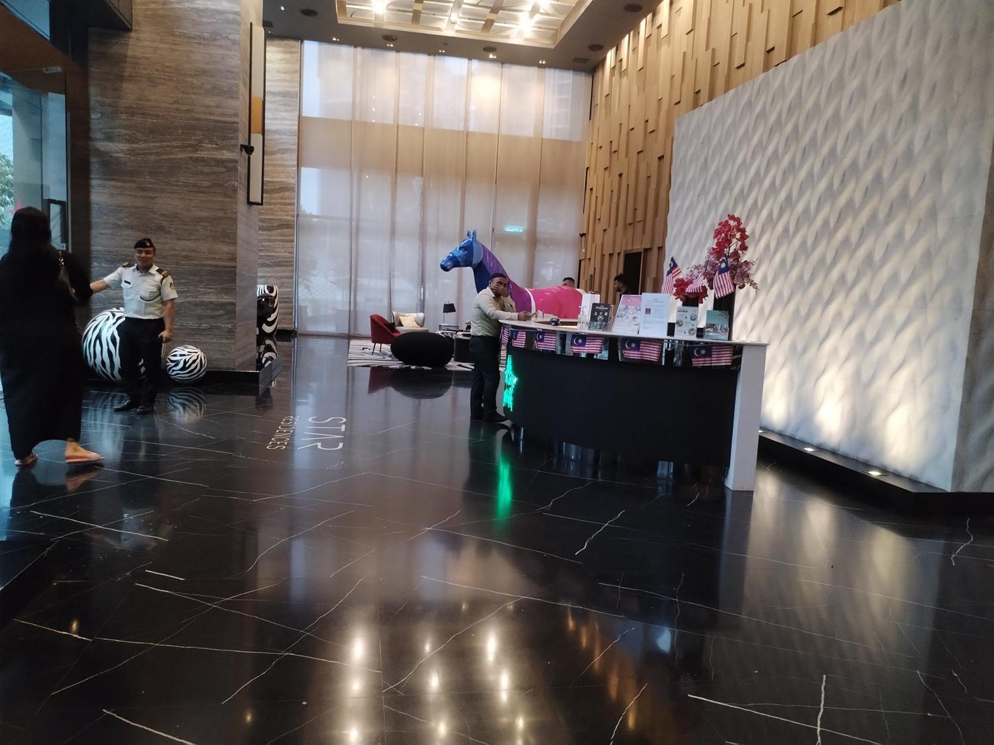 Star Family Living At Klcc